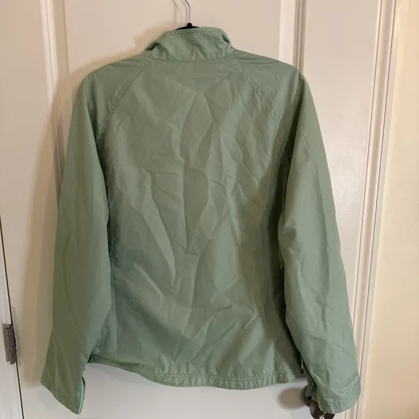 the Cutter & Buck Roam Eco Full‎ Zip Womens Jacket Poplar Green Size XL NWT - Image 4