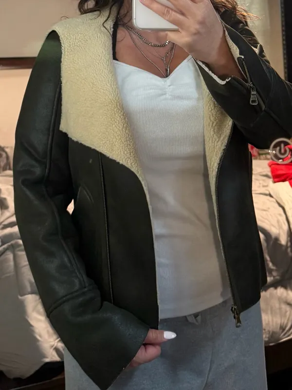 GUESS Olive Green Suede-Look Sherpa Moto Jacket with Cream Lining - Image 2