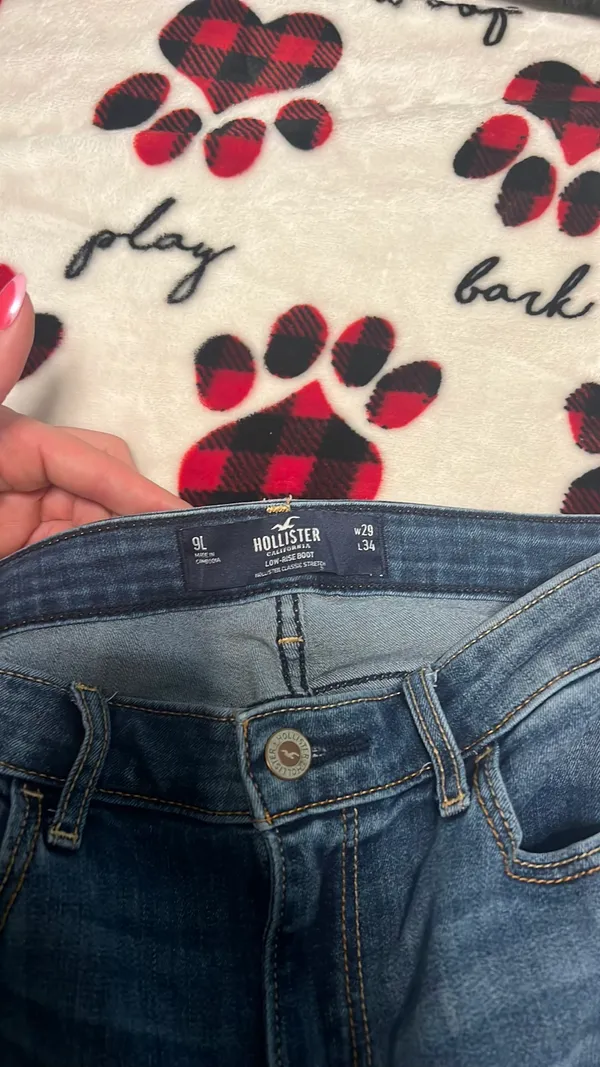 Hollister Jeans - Image 3