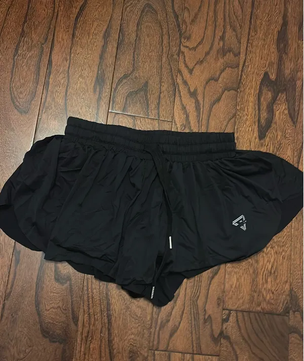 Amazon Black Flowy Shorts - Image 2