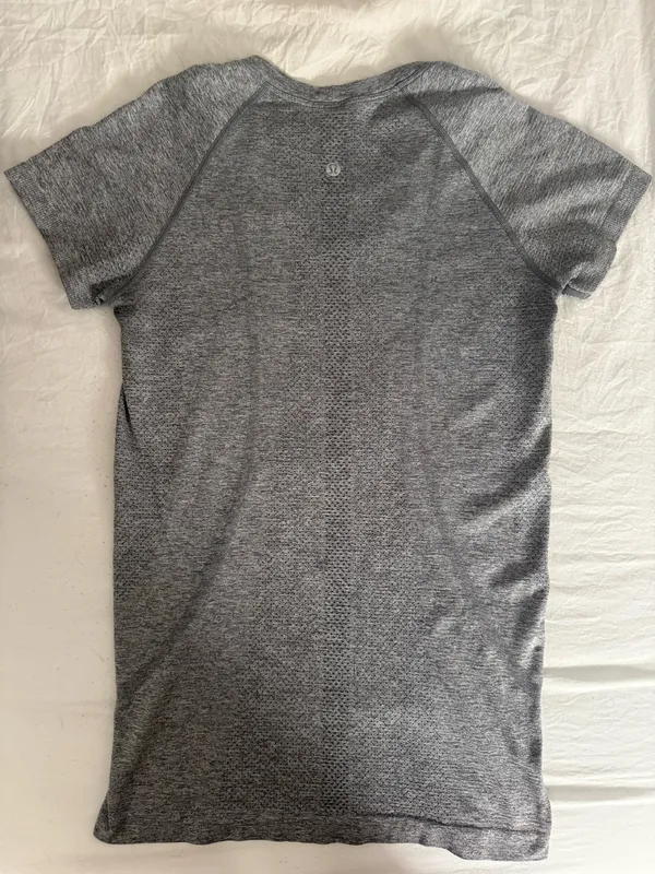 Lululemon Grey Swiftly Tech Short Sleeve - Image 3