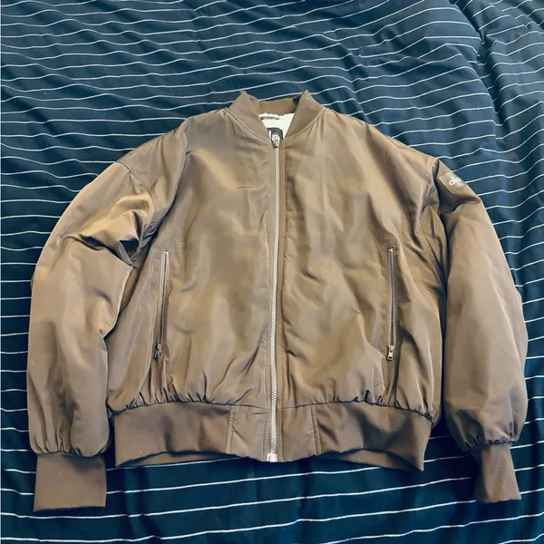 Alo Yoga Bomber Jacket - Faux Fur Urbanite - Image 2