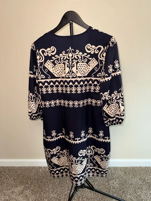 Blue‎ Zone Planet Navy and Tan Ethnic Print Boho V-Neck Midi Dress - Image 3