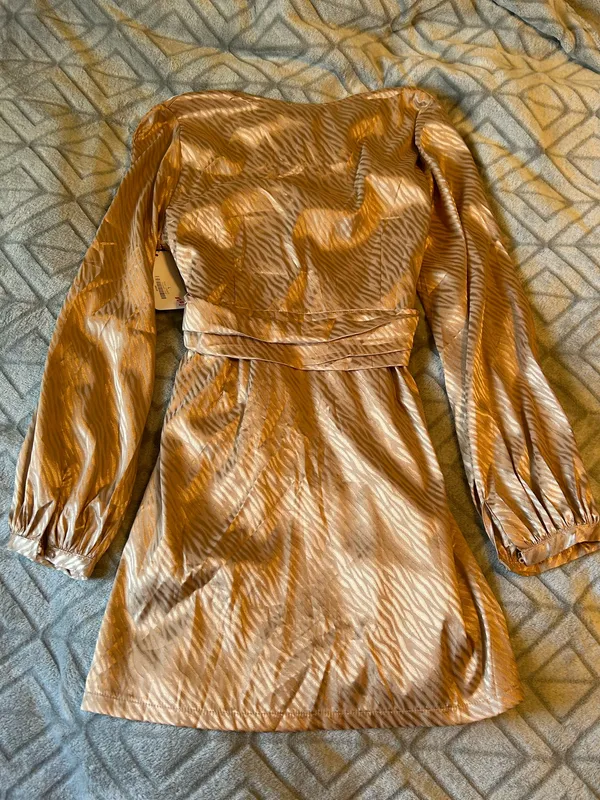 Love Riche Gold Dress - Image 2