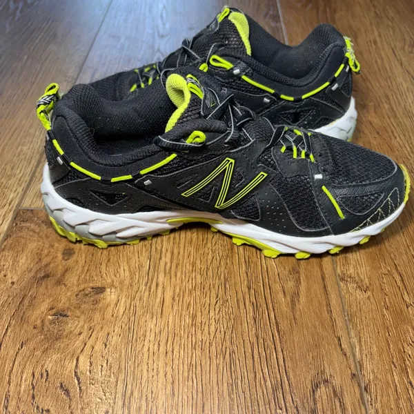 New Balance 610v2 All Terrain Running‎ Shoes Womens 6 Black Green WT610BG USA - Image 9