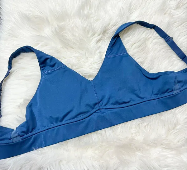 Fabletics navy blue sports bra - Image 4