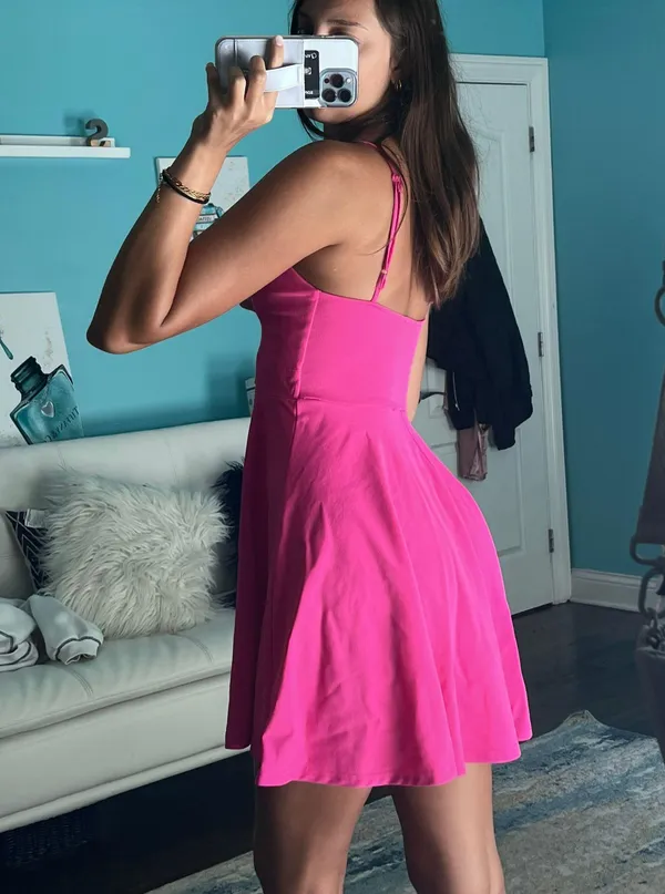 NWT boutique pink dress Size M - Image 2
