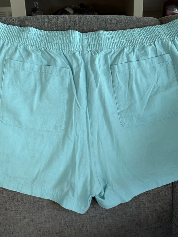 NWOT Old Navy size XXL teal shorts - Image 2
