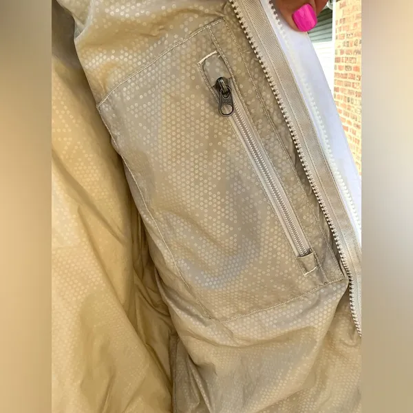 THE NORTH FACE jacket 🖤💚🤍 - Image 6