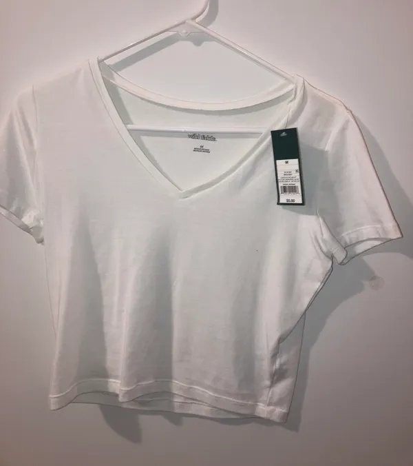 Wild Flower White V Neck Crop Top - Image 2