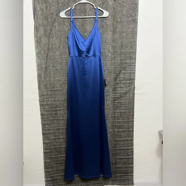 Lulus women’s XS Blue Satin Maxi Dress V-Neck Spaghetti Straps Lined NWT(E25)&✨ - Image 3