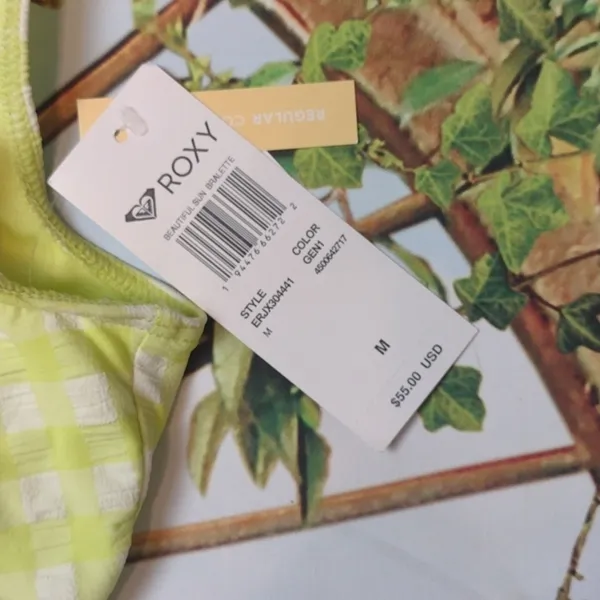 ROXY beautiful sun bikini set size medium - Image 3