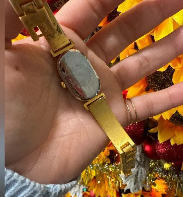 SALE🔥RONICA quartz vintage watch ✨ - Image 7