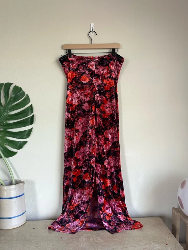 NWT Steve Madden Crushed Velvet Floral Strapless Midi Dress - Image 7