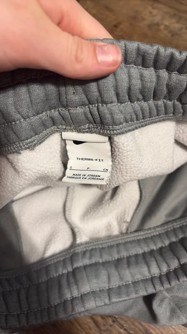 Nike Fleece Sweatpants - Image 3