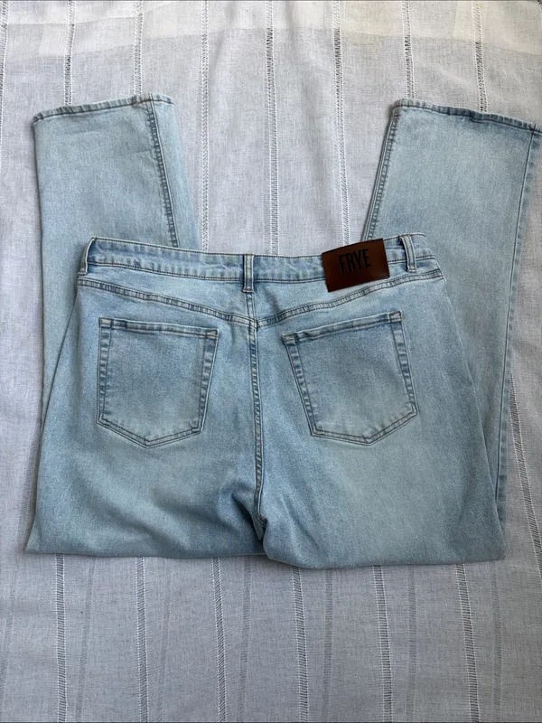 Frye Light Wash Relaxed Women’s Jeans - Image 9