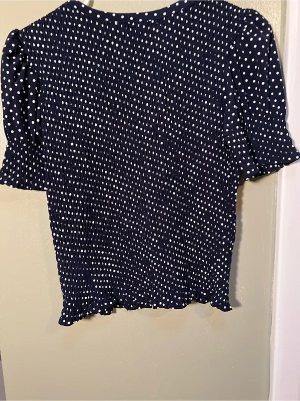 Time and Tru Women’s Size XS 0-2 Smocked Top Short Puff Sleeves Navy Blue White - Image 9