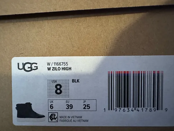 UGG Women’s Sneakers - Image 4