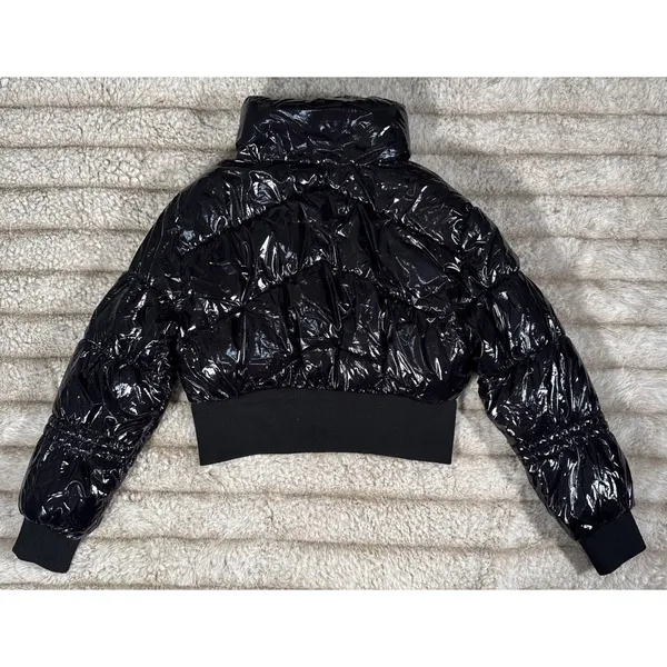 Stoosh Jacket Womens Medium Black Glossy Bubble Coat Cropped Shiny Puffer New - Image 7