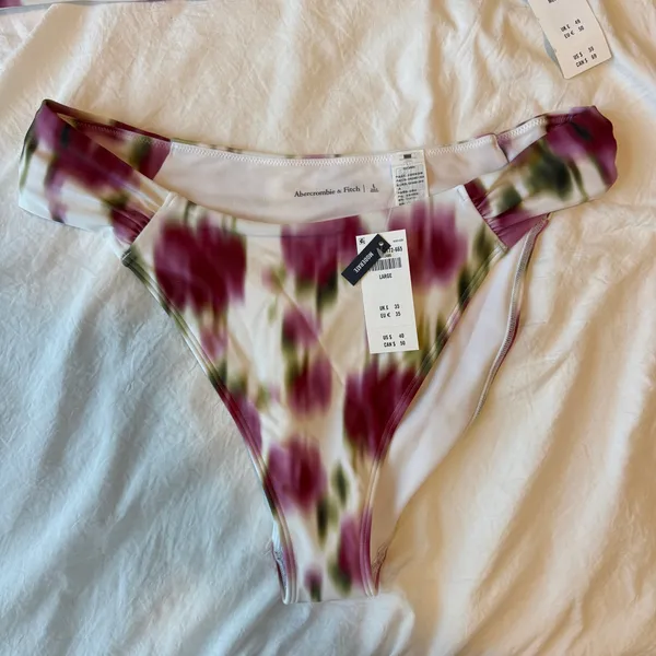 Abercrombie & Fitch ruched mid-rise moderate bikini - Image 2