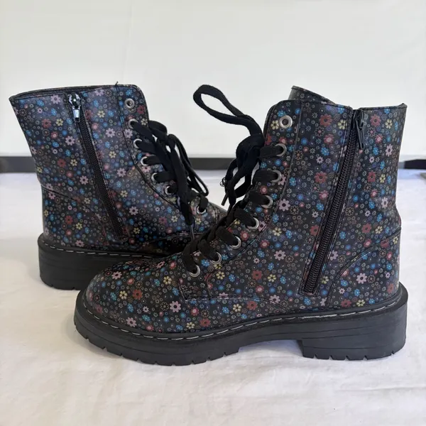 True Craft Korri 3 Floral Combat Boots Black Multicolor Lace Up Side‎ Zip 9.5 M - Image 4