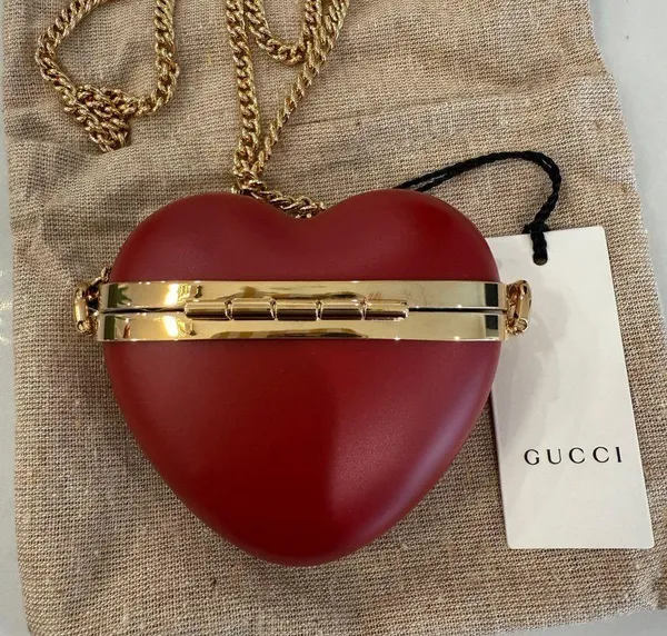 Gucci GG Marmont Heart Shaped AirPods Case - Image 3