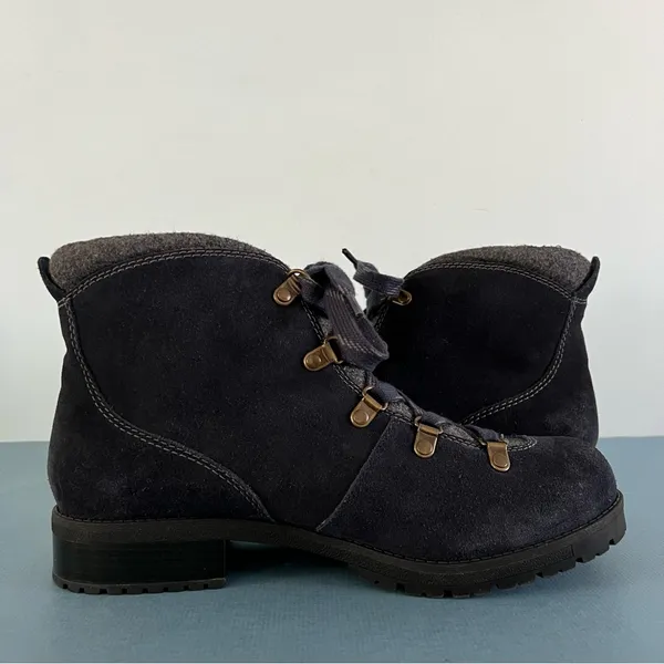 Clarks Faralyn Alpha Navy Blue Suede Lace Up‎ Hiking Ankle Boots - Image 3