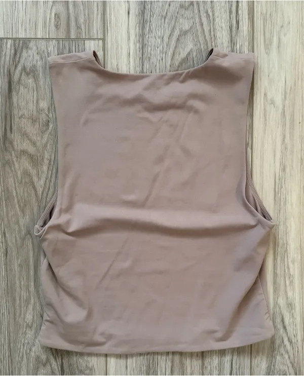 Aritzia Babaton Contour Muscle Tank - Image 3