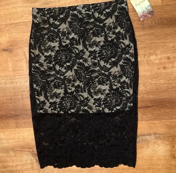 Lily White Skirt Lace  - Image 2