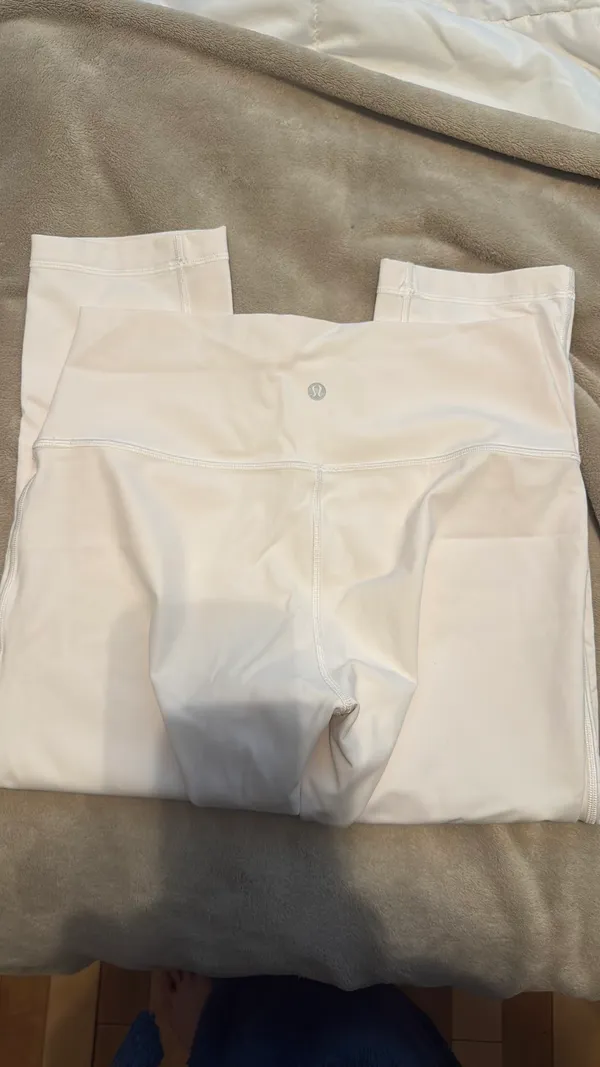 White Lululemon Leggings - Image 5