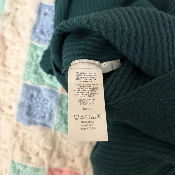 Ann Taylor Green Ribbed Long Sleeve Sweater Top Medium - Image 7