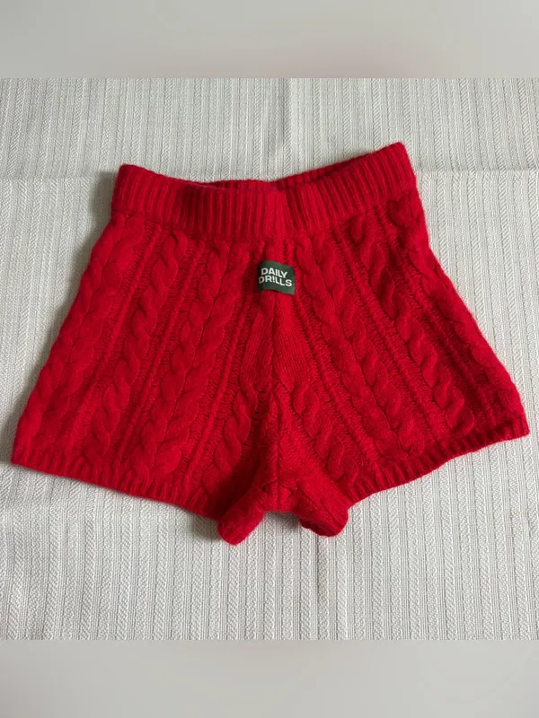 Daily Drills Knit Shorts in Red Size XS/S - Image 4