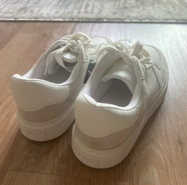American Eagle AE White Gray Suede Leather Platform Perforated Lace Up Sneakers - Image 5