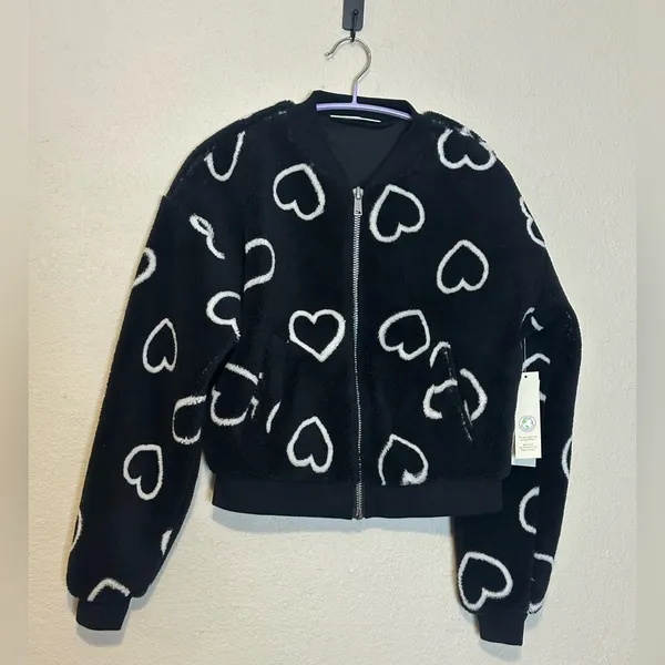 No Boundaries Plush Bomber Heart Jacket Size XS‎ NWT - Image 2