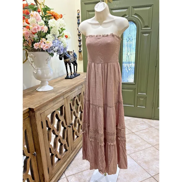 Mauve Pink Strapless Maxi Dress – Smocked Bodice & Crochet Lace Trim | Size S - Image 2