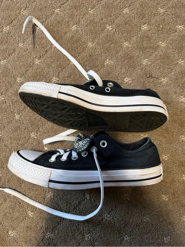 Converse Women’s Black & White Low Top Sneakers with Patterned Tongue - Image 10