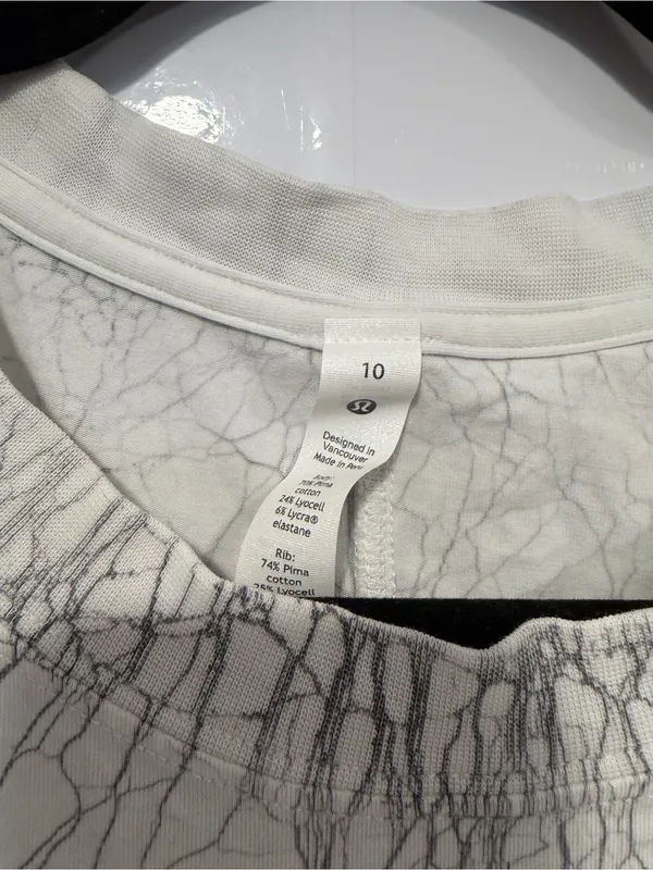 Lululemon All Yours Vitasea White Crackle-Print Short Sleeve T-Shirt - Image 2