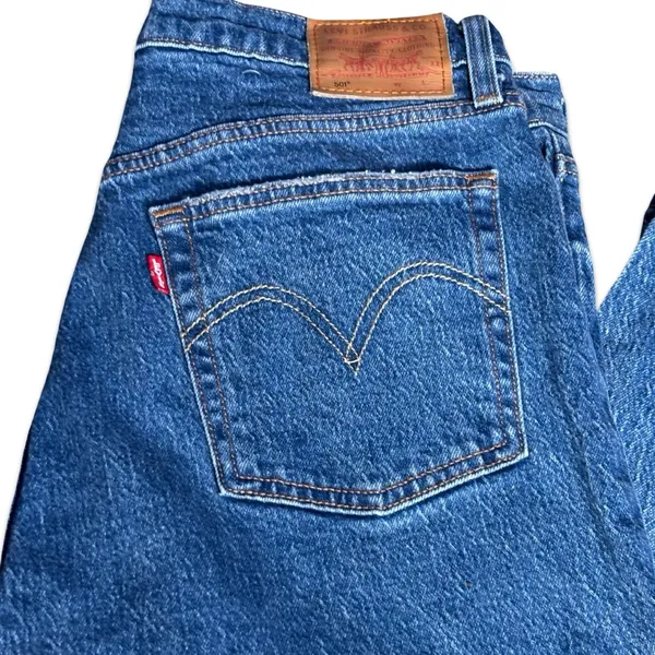 Levi’s 501 Original Fit Jeans 32 Inch Waist L26 Medium Wash Straight Leg Classic - Image 2