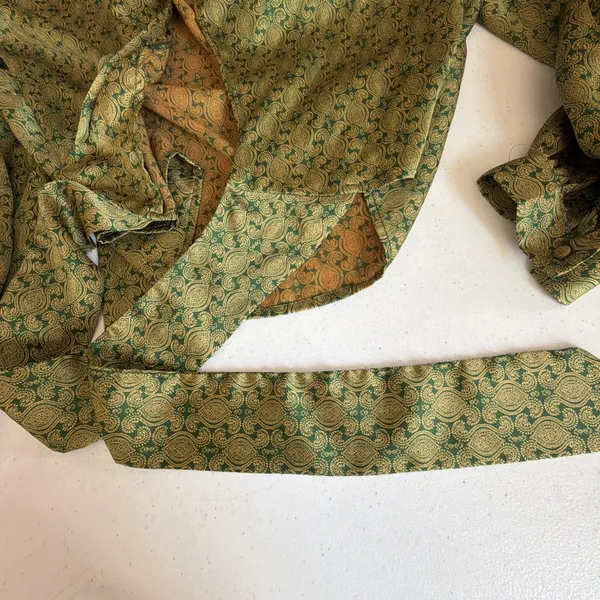 Urban Outfitters medium satin 70's retro disco willow tie green 60's party - Image 15