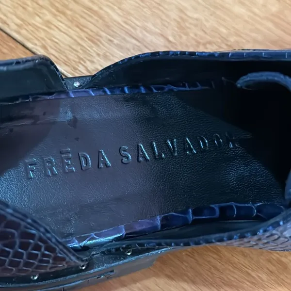Freda Salvador Croc-Embossed studs Laceless Wear D'Orsay Oxford‎ Flats size 7 - Image 9