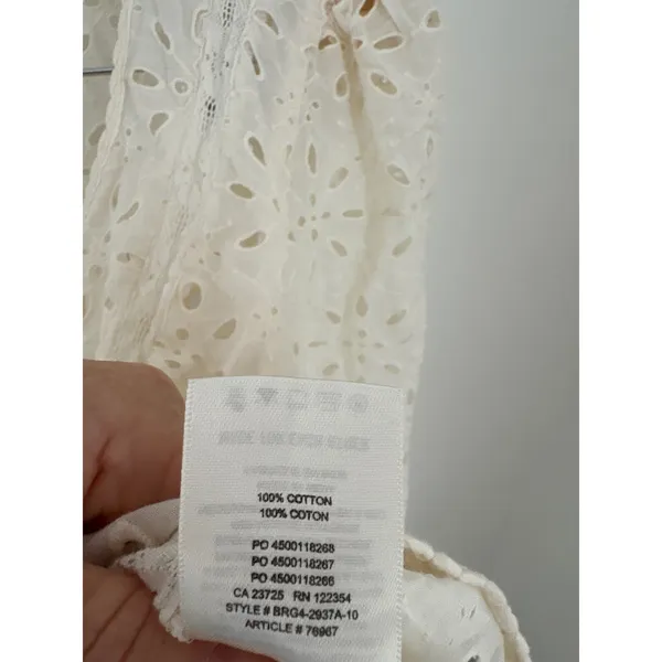 Wilfred Aritzia White Cotton Eyelet Cardigan V-Neck Puff‎ Sleeve Top Size M - Image 3
