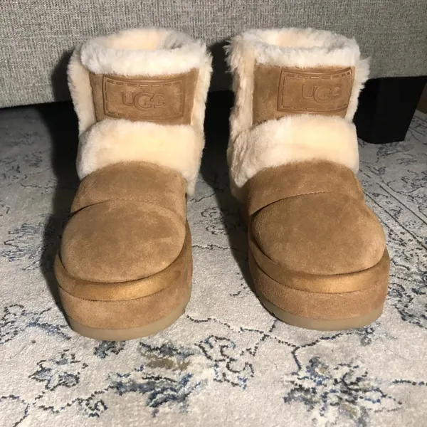 UGG Classic Chillapeak Platform Boots - Image 7