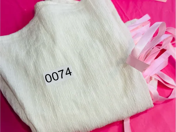 ROMWE White Crop Top with Pink Ribbon Ties - Image 9