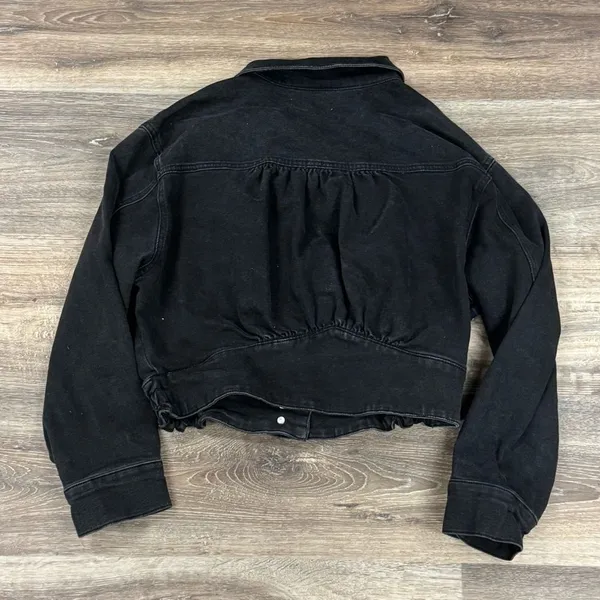 AndNowThis Black Denim Trucker Jacket Cropped Women’s Small - Image 2