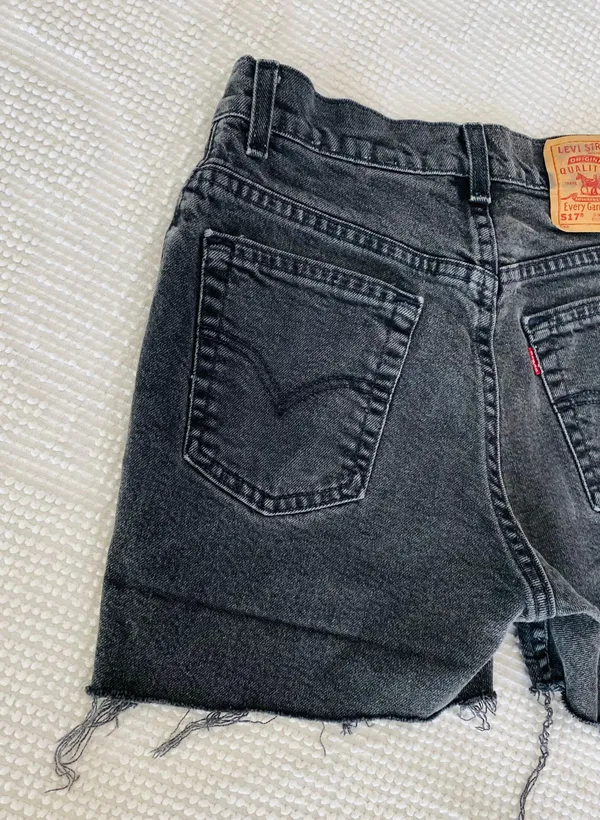 Vintage Levis 517 Black High Rise Shorts - Image 5
