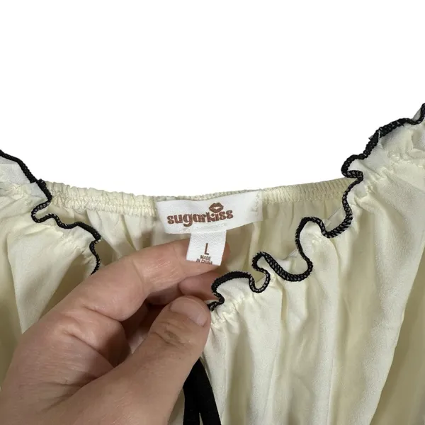 Sugarkiss Women’s Contrast Trim Ruffle Bow Top Ivory/Black Size L - Image 7