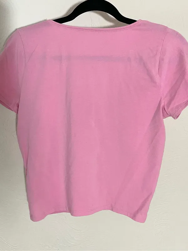 Hollister Light Pink Scoop Neck Cropped Tee with Front Tie - Image 2