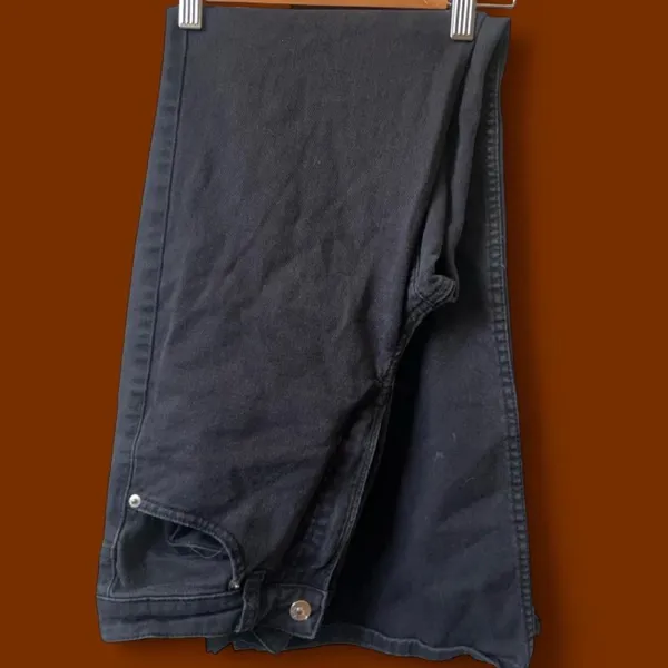 H&M Divided Black Jeans Bootcut - Image 4