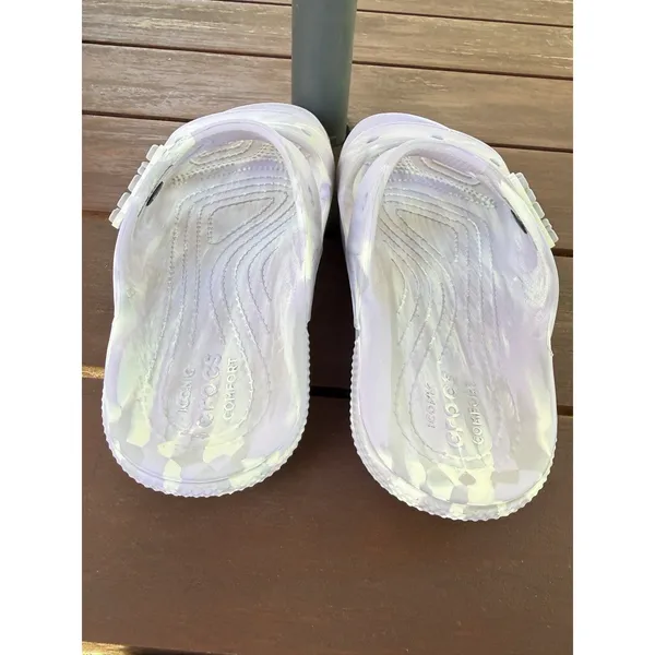 Crocs Classic Lavender Marbled Slide Sandals Iconic Comfort Purple Women Size 6 - Image 8