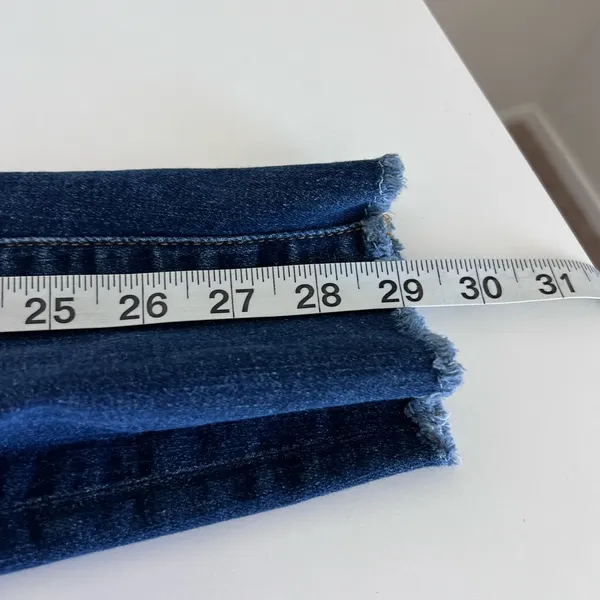 Good American Women's‎ Good Legs Distressed Raw Hem Blue Jeans - Image 10